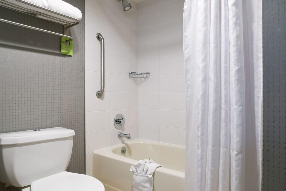 Delta Hotels By Marriott Ontario Airport Bagian luar foto