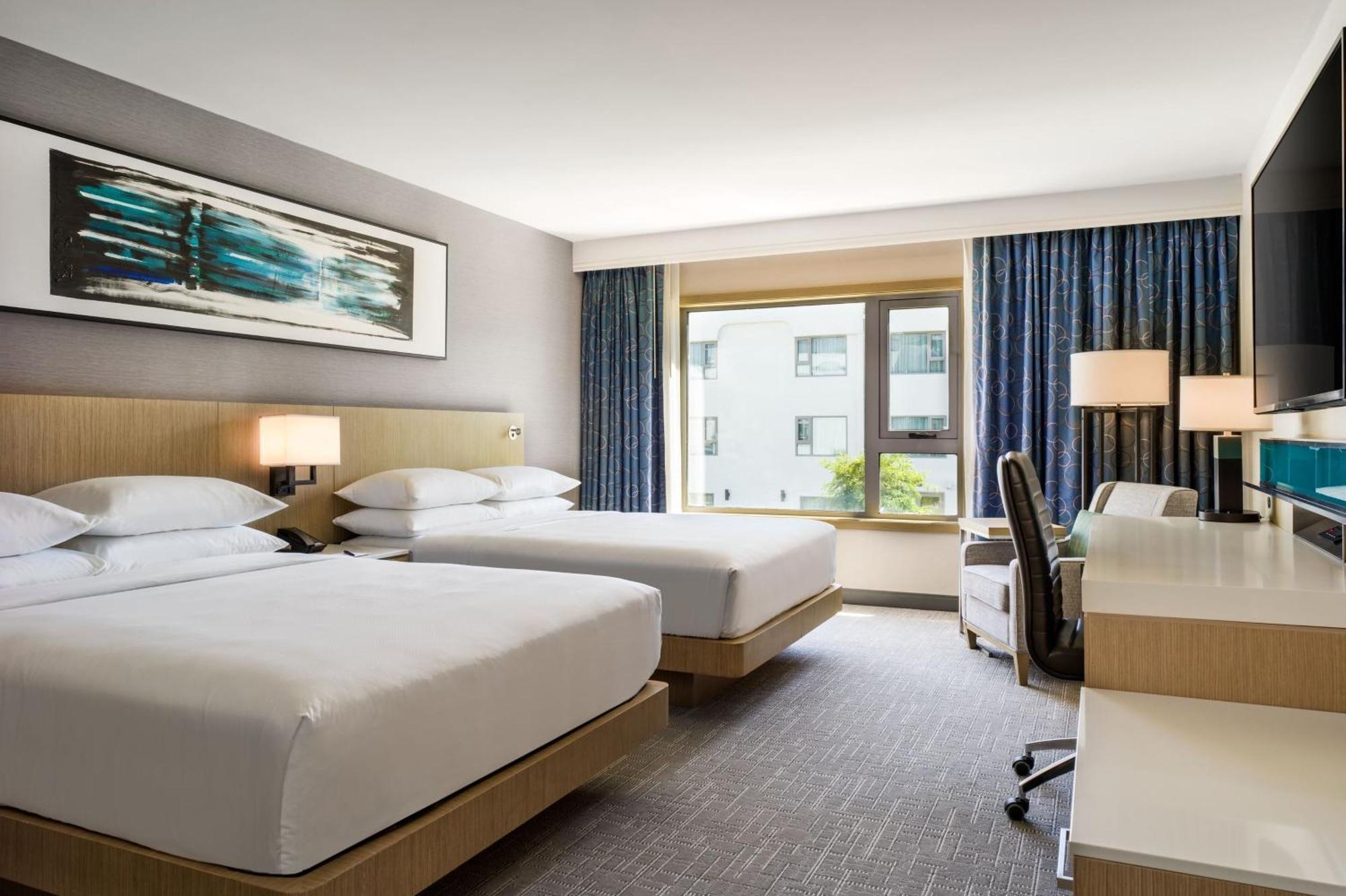 Delta Hotels By Marriott Ontario Airport Bagian luar foto