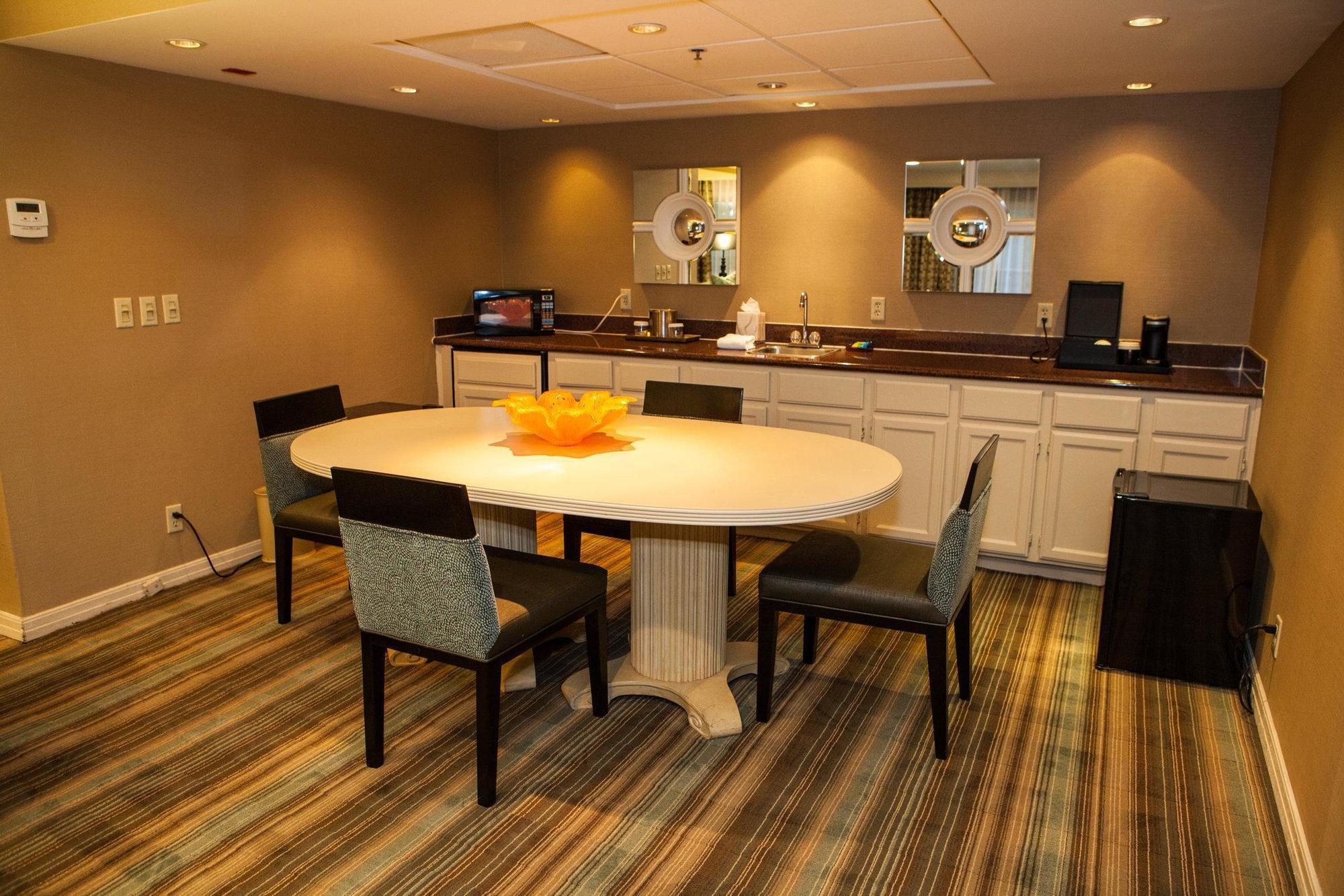 Delta Hotels By Marriott Ontario Airport Bagian luar foto