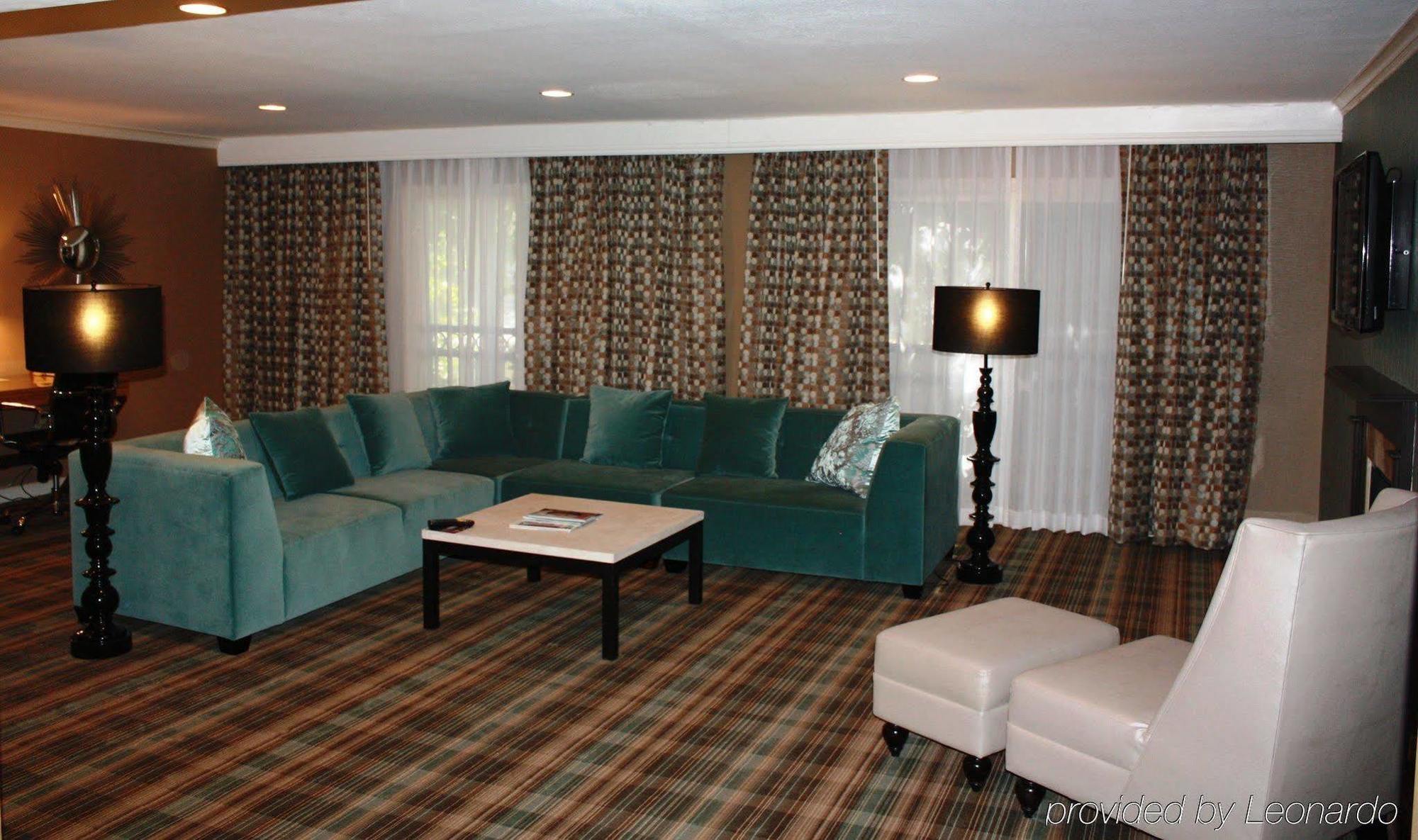 Delta Hotels By Marriott Ontario Airport Bagian luar foto